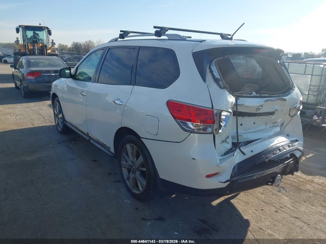 Продажа на аукционе авто 2016 Nissan Pathfinder Platinum, vin: 5N1AR2MM3GC669760, номер лота: 44641143
