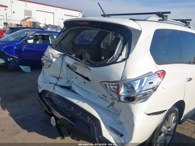 Продажа на аукционе авто 2016 Nissan Pathfinder Platinum, vin: 5N1AR2MM3GC669760, номер лота: 44641143