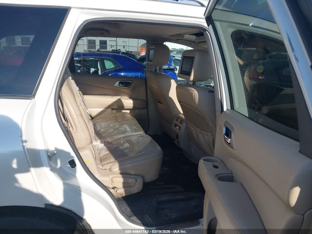 Продажа на аукционе авто 2016 Nissan Pathfinder Platinum, vin: 5N1AR2MM3GC669760, номер лота: 44641143