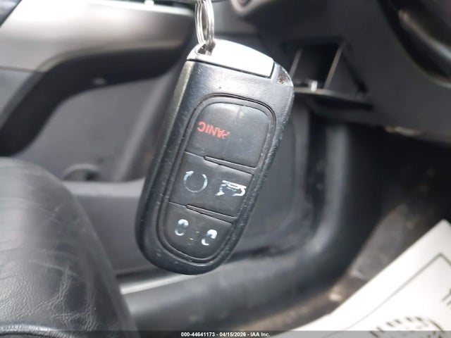 2019 Jeep Cherokee Limited Fwd მანქანა იყიდება აუქციონზე, vin: 1C4PJLDB2KD325897, აუქციონის ნომერი: 44641173