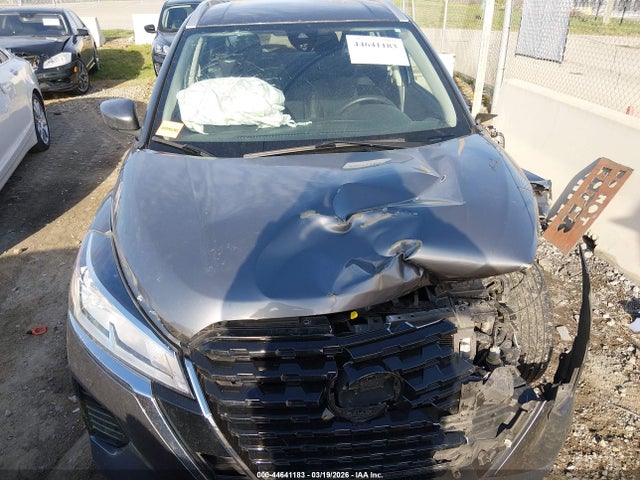 44641183 :رقم المزاد ، 3N1CP5CV4ML523126 vin ، 2021 Nissan Kicks Sv Xtronic Cvt مزاد بيع