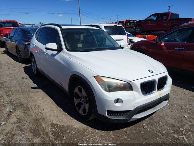 2014 BMW X1 WBAVM1C52EVW49278