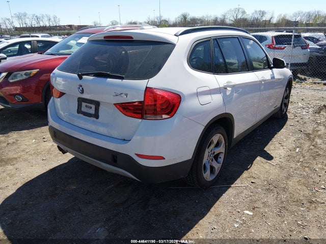 2014 BMW X1 WBAVM1C52EVW49278 Photo 3