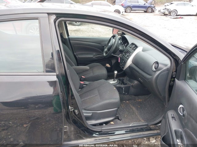 3N1CN7AP9JL819356 Nissan Versa 1.6 Sv