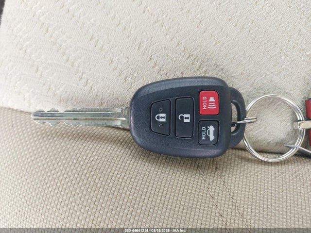 Toyota CAMRY LE 2016 4T4BF1FK0GR533671 Image 11