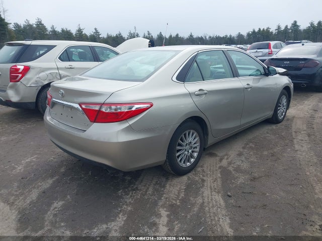 Toyota CAMRY LE 2016 4T4BF1FK0GR533671 Image 4