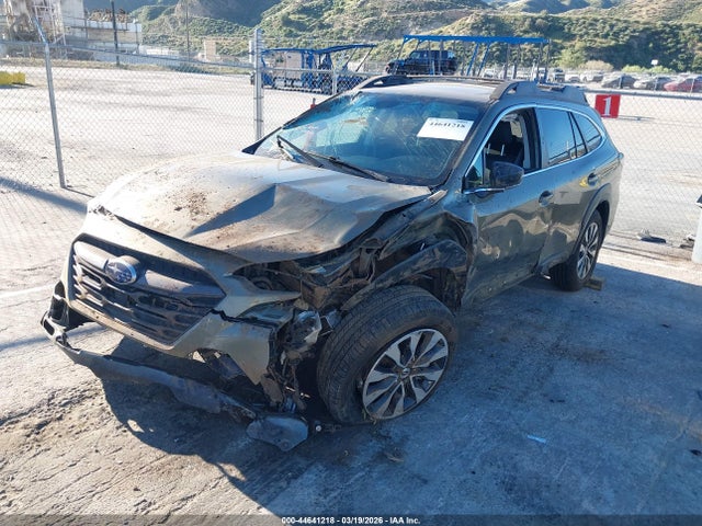 4S4BTANC4P3131509 Subaru Outback Limited