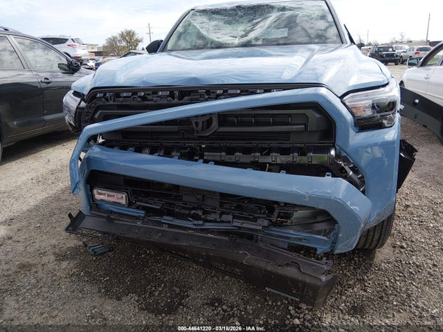 2026 Toyota 4runner Sr5 მანქანა იყიდება აუქციონზე, vin: JTEVA5BR4T5080644, აუქციონის ნომერი: 44641220