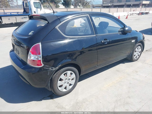 2008 HYUNDAI ACCENT KMHCM36C08U083921 Photo 3