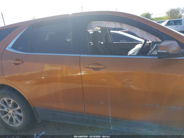 Продаж на аукціоні авто 2018 Chevrolet Equinox Lt, vin: 2GNAXJEV5J6330971, номер лоту: 44641265