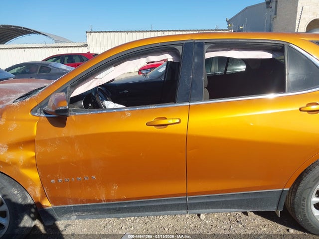 Продаж на аукціоні авто 2018 Chevrolet Equinox Lt, vin: 2GNAXJEV5J6330971, номер лоту: 44641265