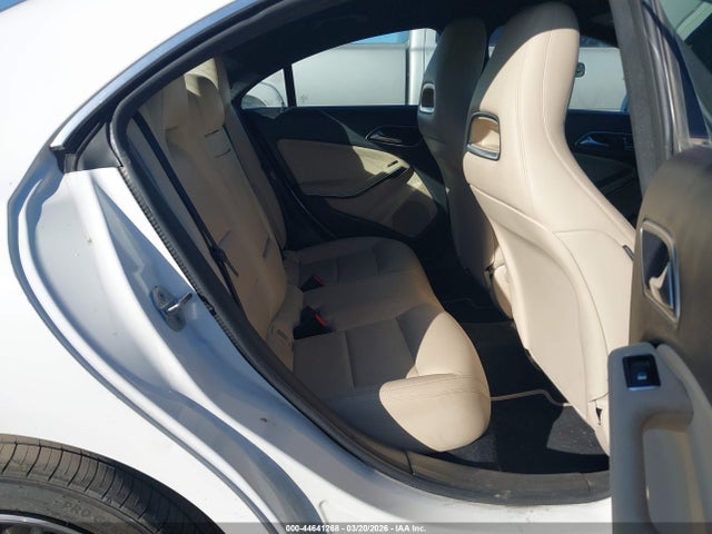 44641268 :رقم المزاد ، WDDSJ4EB8KN712503 vin ، 2019 Mercedes-benz Cla 250 مزاد بيع