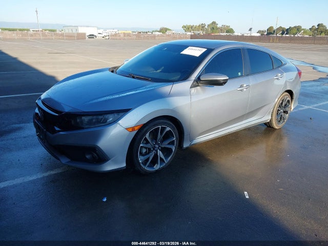 Honda Civic Sport 2020 19XFC2F82LE202165 Image 2