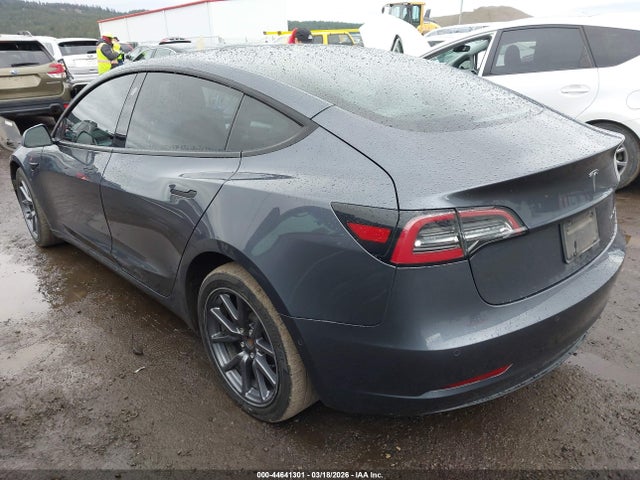 2022 TESLA MODEL 3 5YJ3E1EB0NF242942 Photo 2