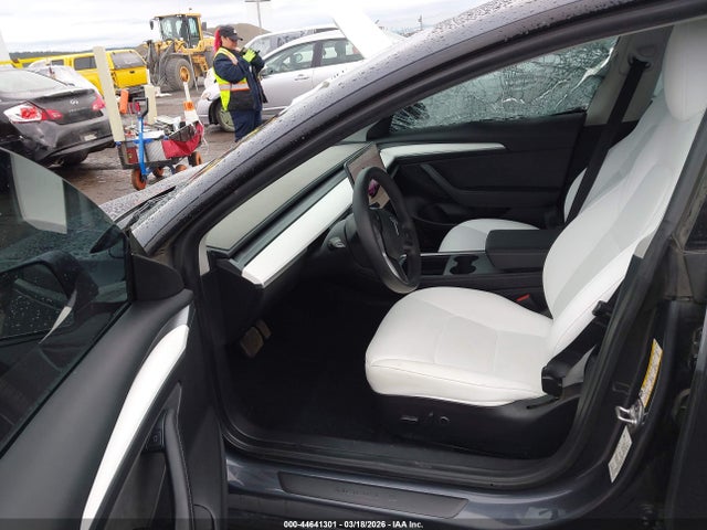 2022 TESLA MODEL 3 5YJ3E1EB0NF242942 Photo 4