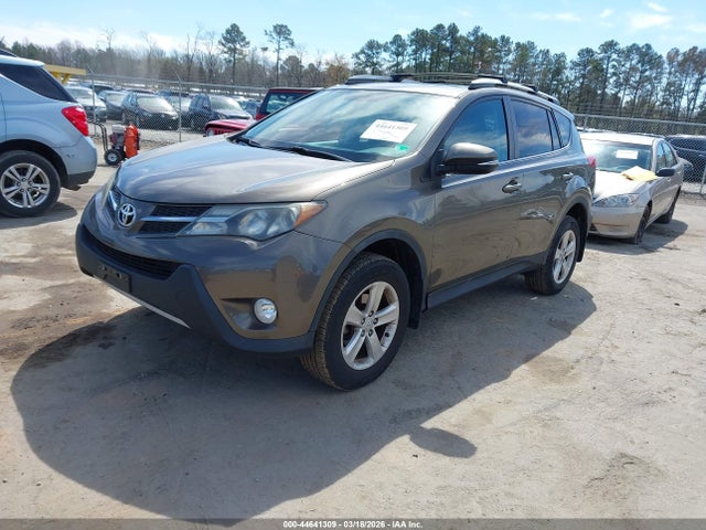 2T3WFREV8EW076750 Toyota Rav4 Xle