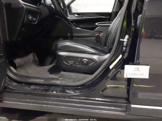 Продаж на аукціоні авто 2021 Jeep Grand Cherokee L Limited 4x4, vin: 1C4RJKBGXM8112631, номер лоту: 44641311