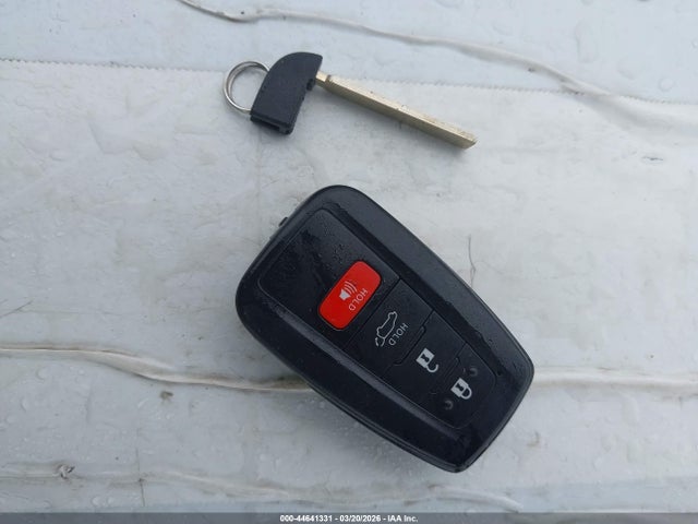 Toyota Rav4 Limited 2019 JTMN1RFV6KD517261 Image 11