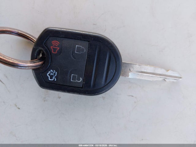 1ZVBP8EM3E5297027 Ford Mustang V6