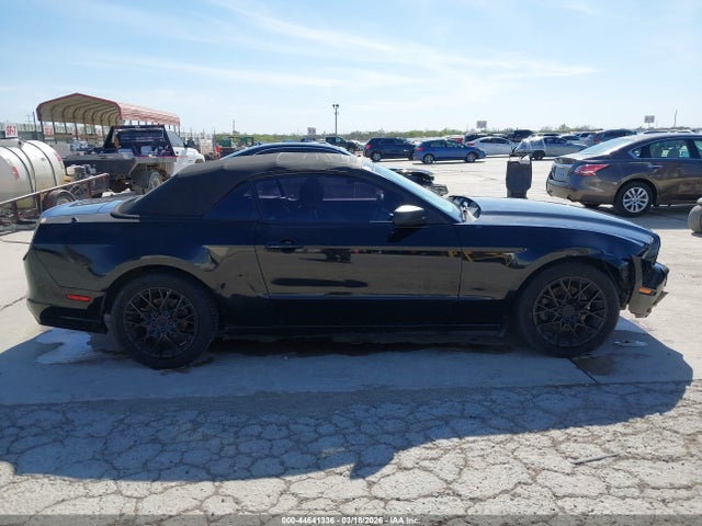 1ZVBP8EM3E5297027 Ford Mustang V6