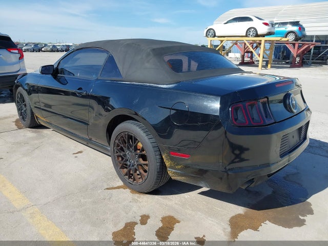 1ZVBP8EM3E5297027 Ford Mustang V6