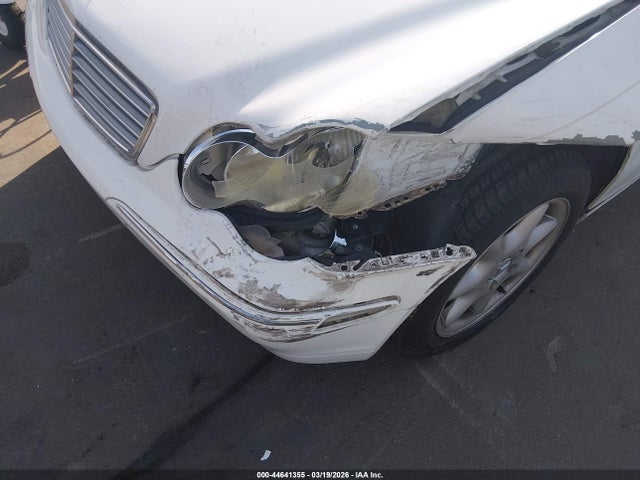 44641355 :رقم المزاد ، WDBRF64J81F030775 vin ، 2001 Mercedes-benz C 320 مزاد بيع