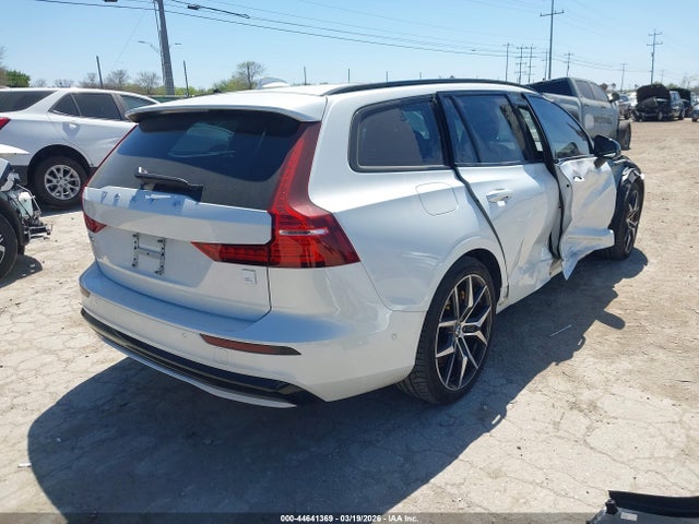 YV1H60EP2R1620552 Volvo V60 Recharge Plug-in Hybrid T8 Polestar Engineered