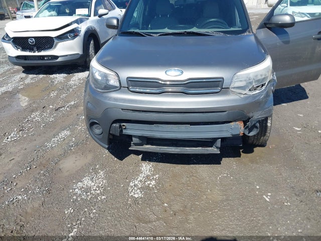 KNDJN2A28H7453142 KIA Soul