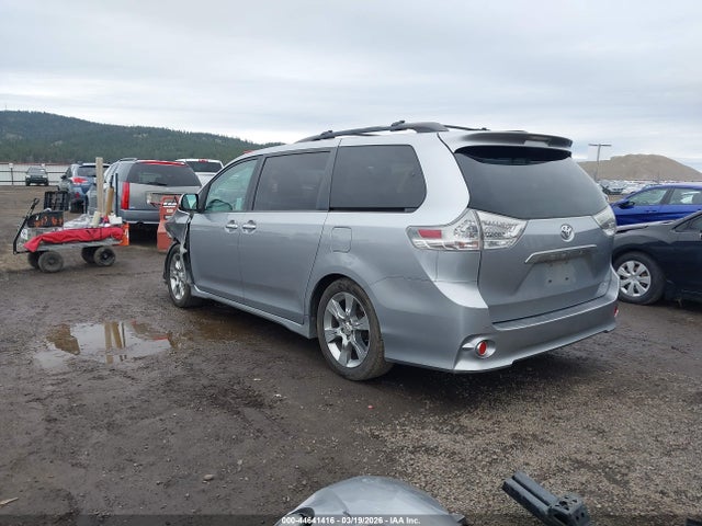 Aukcja sprzedaży 2013 Toyota Sienna Se 8 Passenger, vin: 5TDXK3DC5DS288485, numer aukcji: 44641416