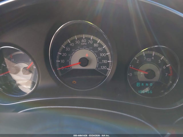 44641426 :رقم المزاد ، 1C3CCBCG5DN520426 vin ، 2013 Chrysler 200 Limited مزاد بيع