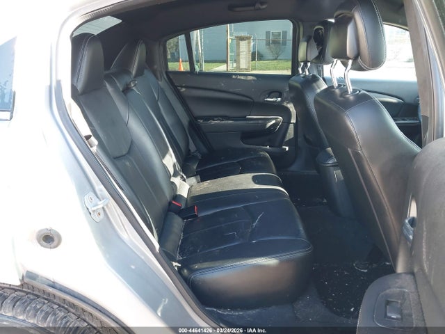 44641426 :رقم المزاد ، 1C3CCBCG5DN520426 vin ، 2013 Chrysler 200 Limited مزاد بيع