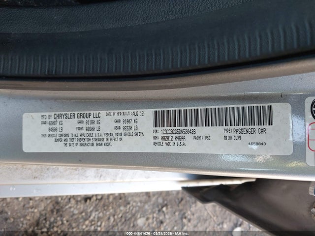 44641426 :رقم المزاد ، 1C3CCBCG5DN520426 vin ، 2013 Chrysler 200 Limited مزاد بيع