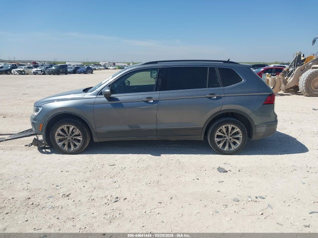 Продажа на аукционе авто 2019 Volkswagen Tiguan 2.0t Se/2.0t Sel/2.0t Sel R-line/2.0t Sel R-line Black, vin: 3VV3B7AX3KM054762, номер лота: 44641448