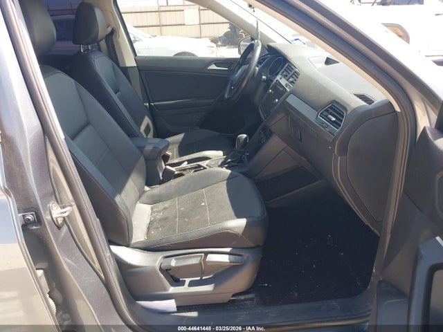 Продажа на аукционе авто 2019 Volkswagen Tiguan 2.0t Se/2.0t Sel/2.0t Sel R-line/2.0t Sel R-line Black, vin: 3VV3B7AX3KM054762, номер лота: 44641448