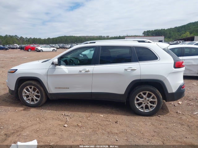 2016 Jeep Cherokee Latitude მანქანა იყიდება აუქციონზე, vin: 1C4PJLCS5GW347499, აუქციონის ნომერი: 44641460
