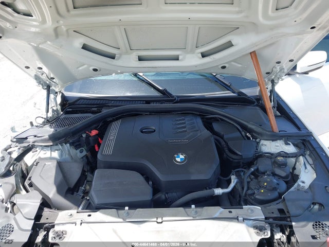 44641468 :رقم المزاد ، 3MW5R1J02L8B37660 vin ، 2020 Bmw 330i مزاد بيع