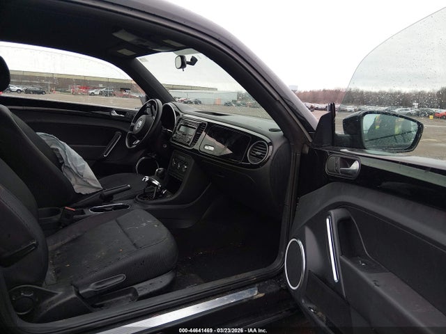Продаж на аукціоні авто 2012 Volkswagen Beetle 2.5l, vin: 3VWJP7AT3CM629994, номер лоту: 44641469