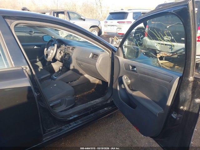 44641515 :رقم المزاد ، 3VW2K7AJ4CM470873 vin ، 2012 Volkswagen Jetta 2.0l S مزاد بيع