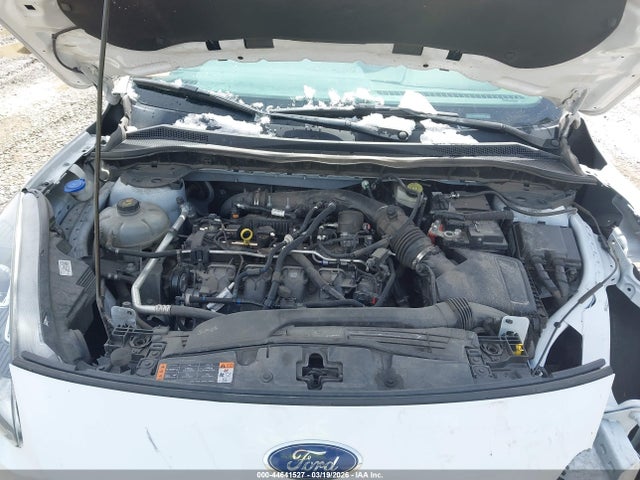 44641527 :رقم المزاد ، 1FMCU9H90NUA43905 vin ، 2022 Ford Escape Sel مزاد بيع