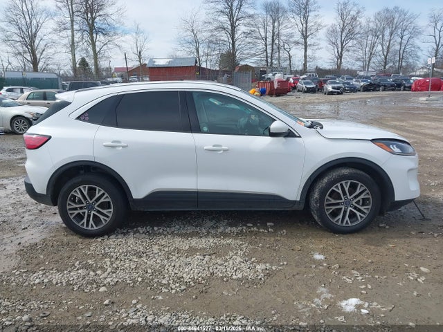 44641527 :رقم المزاد ، 1FMCU9H90NUA43905 vin ، 2022 Ford Escape Sel مزاد بيع