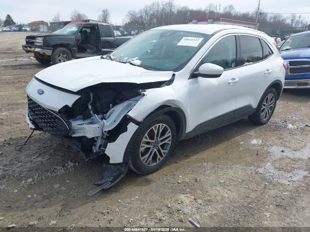 44641527 :رقم المزاد ، 1FMCU9H90NUA43905 vin ، 2022 Ford Escape Sel مزاد بيع