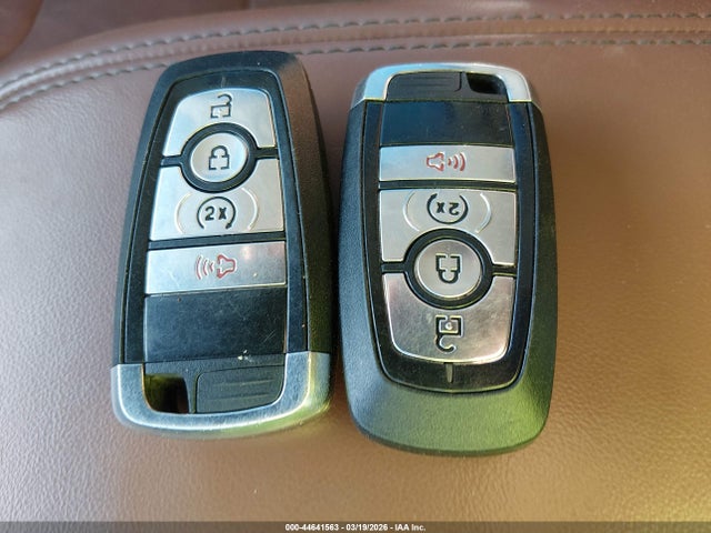 Продажа на аукционе авто 2024 Ford Maverick Lariat, vin: 3FTTW8M37RRB38047, номер лота: 44641563