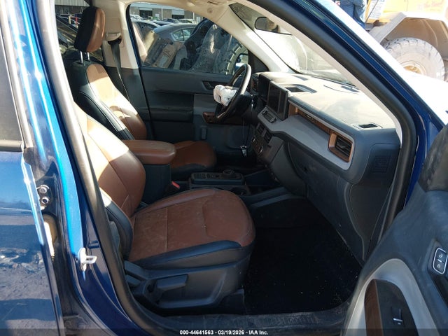Продажа на аукционе авто 2024 Ford Maverick Lariat, vin: 3FTTW8M37RRB38047, номер лота: 44641563
