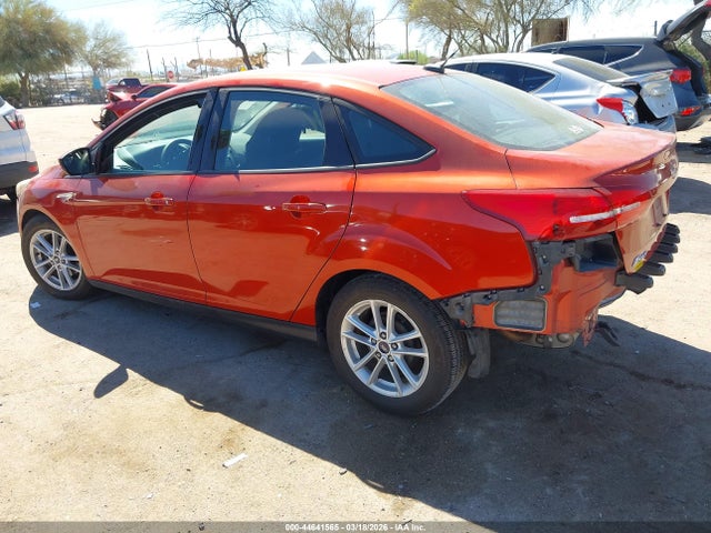 1FADP3F29JL319717 Ford FOCUS SE