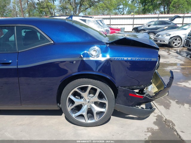 2015 Dodge Challenger Sxt Plus მანქანა იყიდება აუქციონზე, vin: 2C3CDZBG4FH704601, აუქციონის ნომერი: 44641577