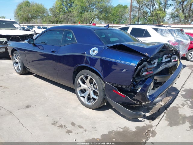 2015 Dodge Challenger Sxt Plus მანქანა იყიდება აუქციონზე, vin: 2C3CDZBG4FH704601, აუქციონის ნომერი: 44641577