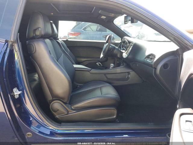 2015 Dodge Challenger Sxt Plus მანქანა იყიდება აუქციონზე, vin: 2C3CDZBG4FH704601, აუქციონის ნომერი: 44641577