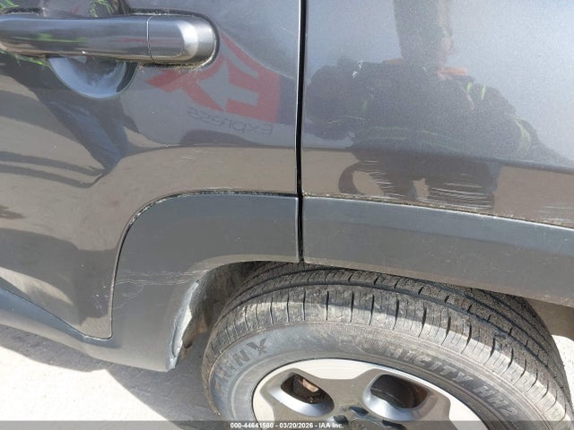 44641580 :رقم المزاد ، ZACCJBBW0GPE43633 vin ، 2016 Jeep Renegade Latitude مزاد بيع