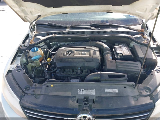 3VWD07AJ9EM368065 Volkswagen Jetta 1.8t Se