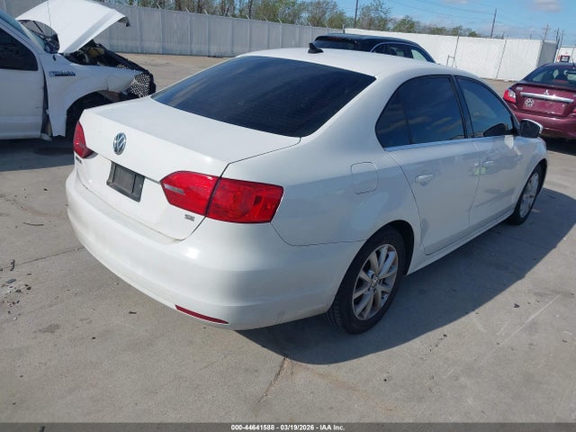 3VWD07AJ9EM368065 Volkswagen Jetta 1.8t Se
